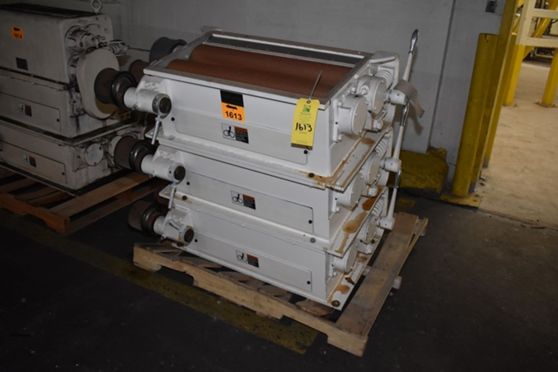 Modern Process Equipment granulator exchange head, mod. 888F, 20/20 standard cuts