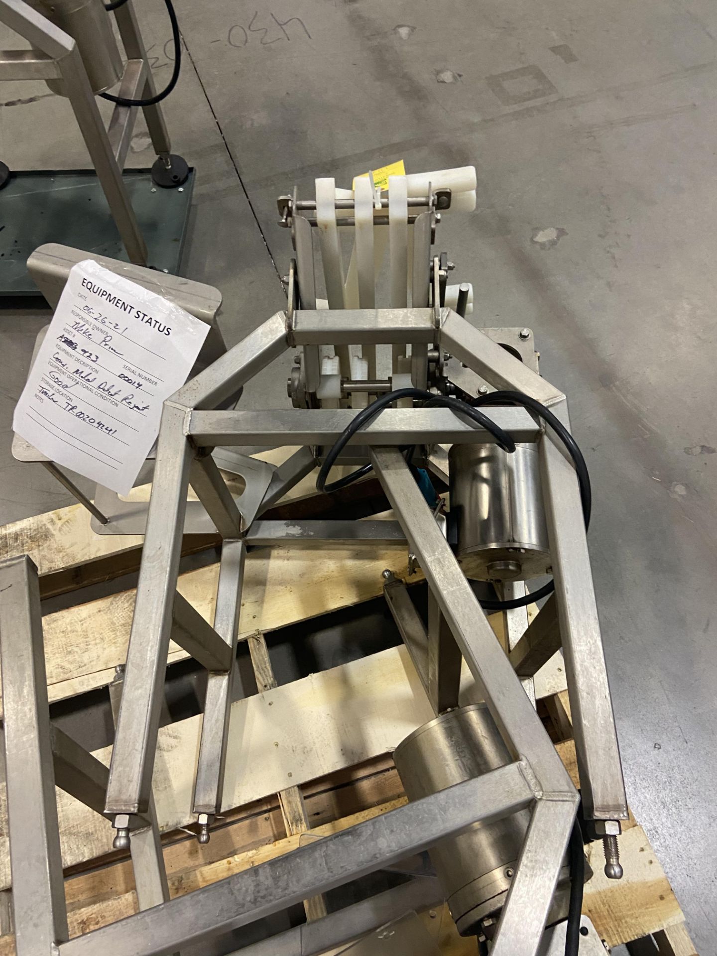 Metal Detector Reject Conveyor Unit - Image 2 of 5