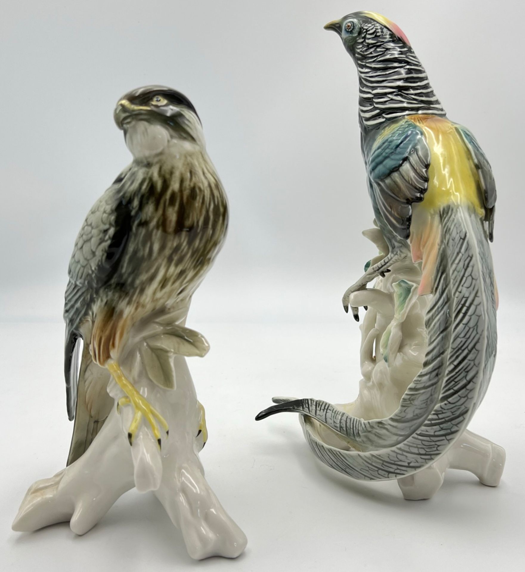 Zwei Vogelfiguren. Karl Ens Volkstedt. Baumfalke und Fasan. - Image 2 of 13