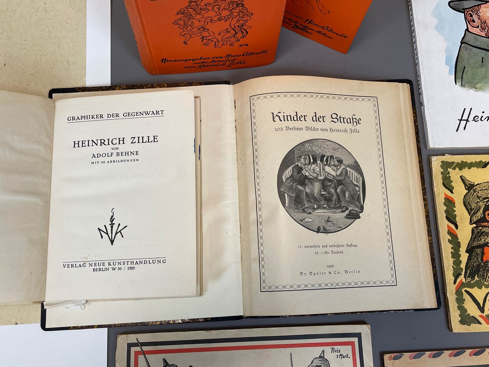 Heinrich ZILLE (1858 - 1929). Konvolut aus 14 Büchern, dazu ein Plakat. - Image 6 of 11