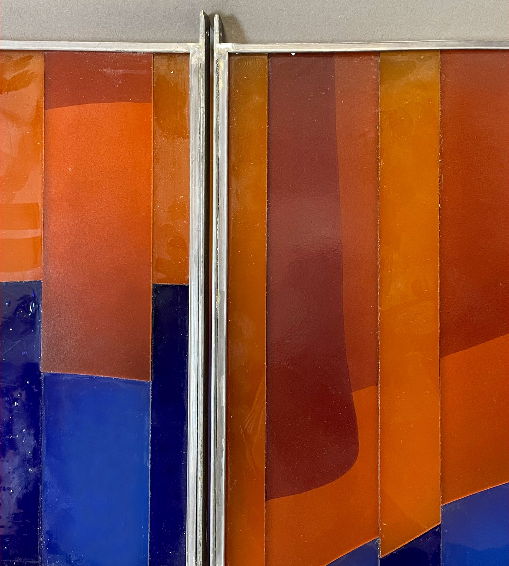 Drei künstlerisch veredelte Glasscheiben von der Firma "Derix Glasstudios". Taunusstein. - Image 12 of 19