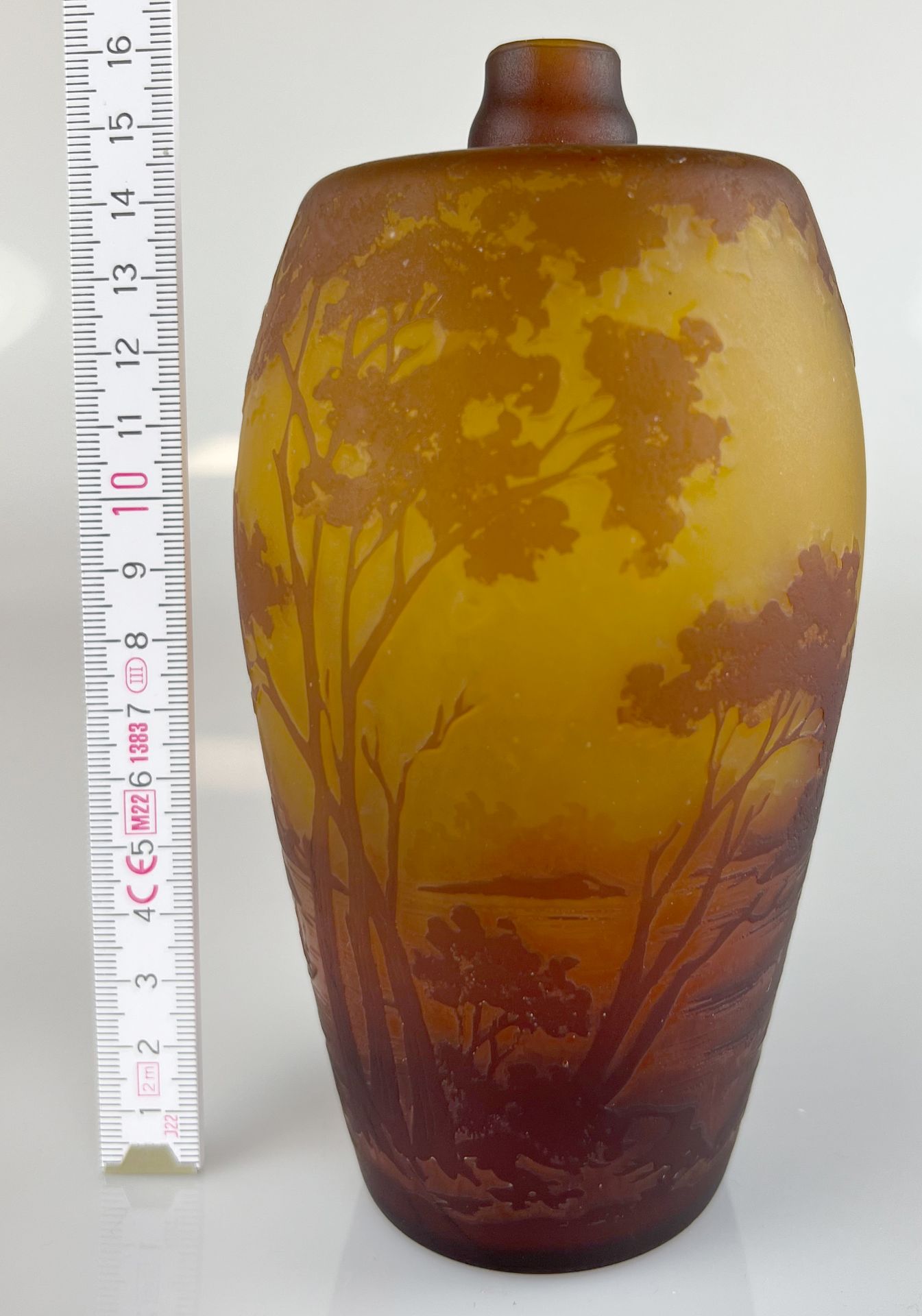 Émile GALLÉ (1846 - 1904). Vase um 1900. - Image 8 of 9