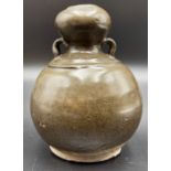 Gefäß in Form einer Kalebasse. China. Ming Dynastie. 16.-17. Jahrhundert.