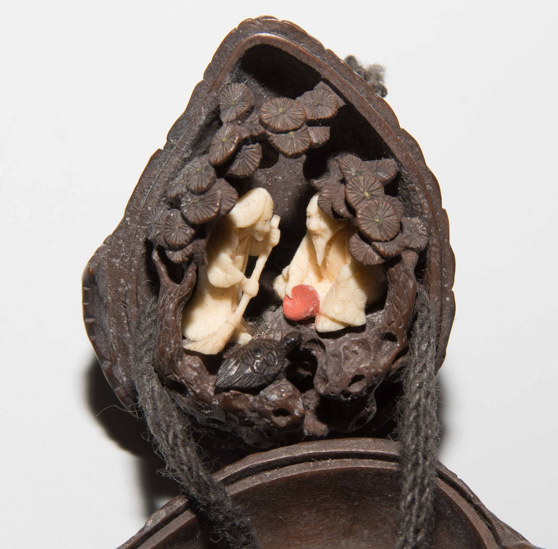 Karakuri-Netsuke von Ouchi Gyokuso (Tokyo 1879–1944) - Bild 7 aus 8