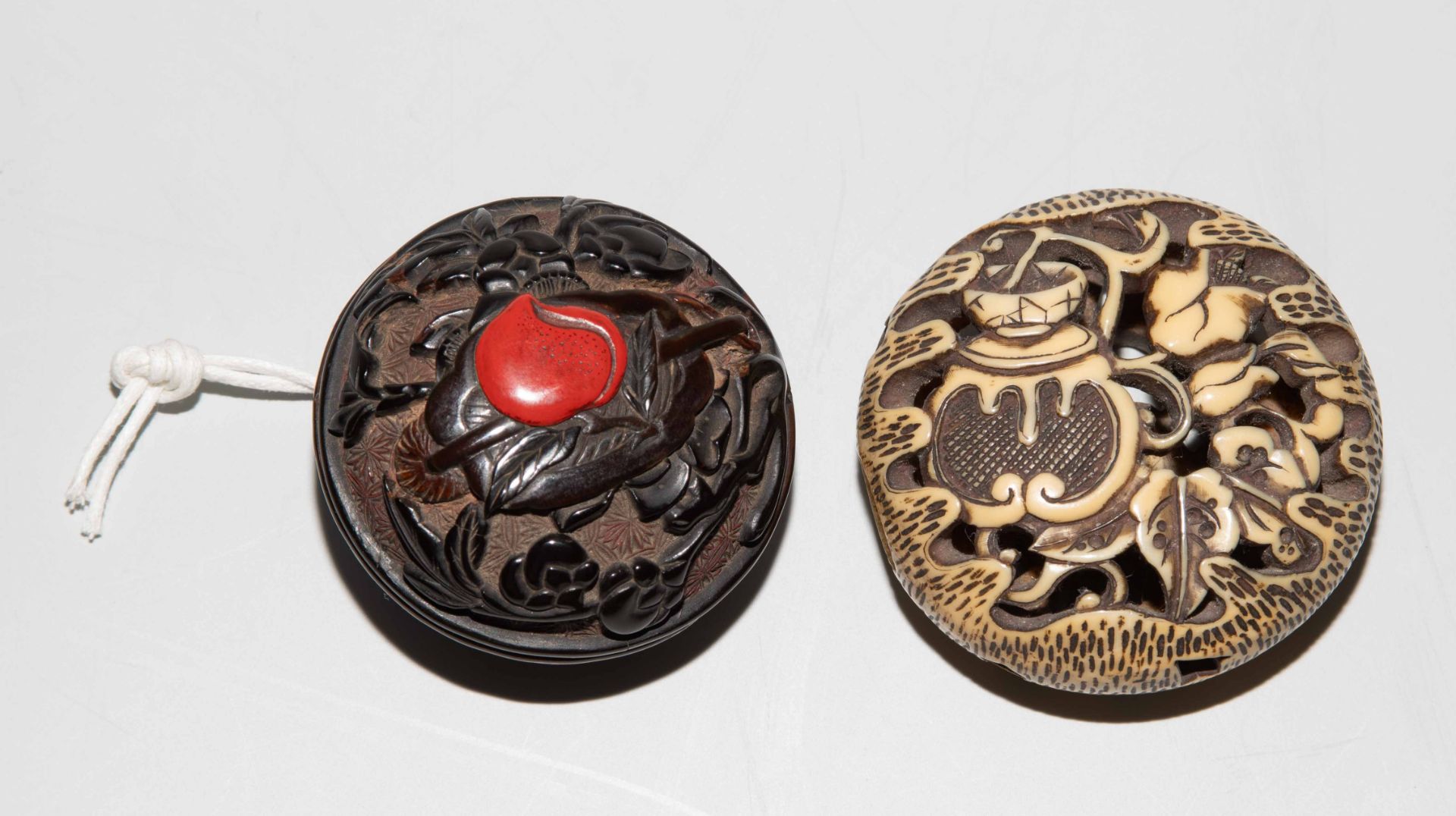 Lot: 2 Manjû-Netsuke - Bild 2 aus 12