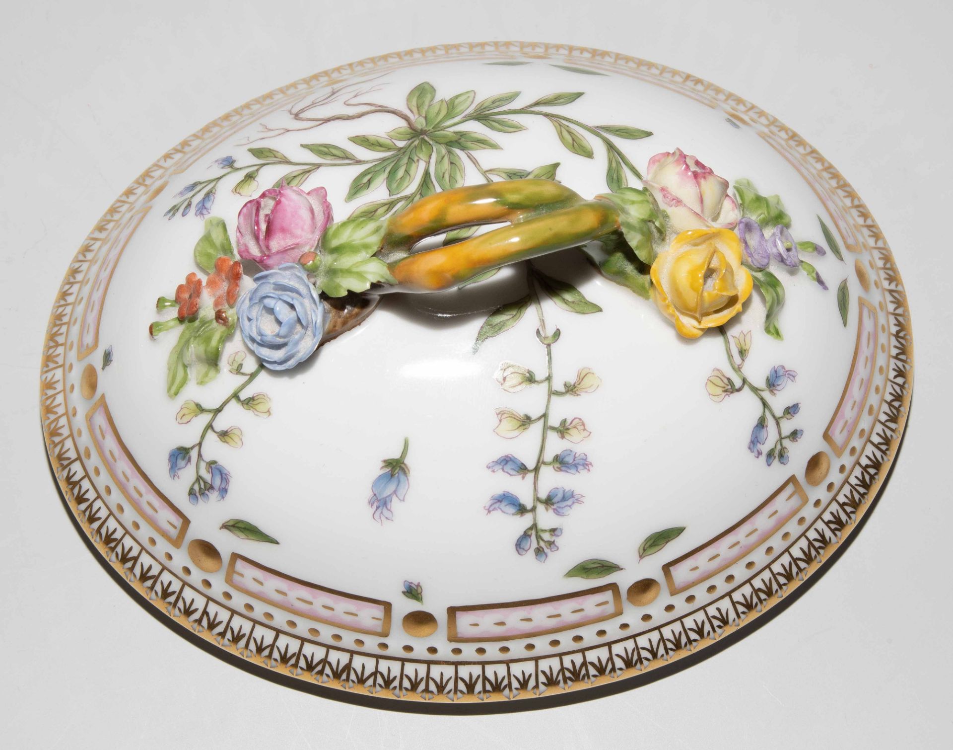 Royal Copenhagen, kleine Terrine "Flora Danica" - Image 7 of 10