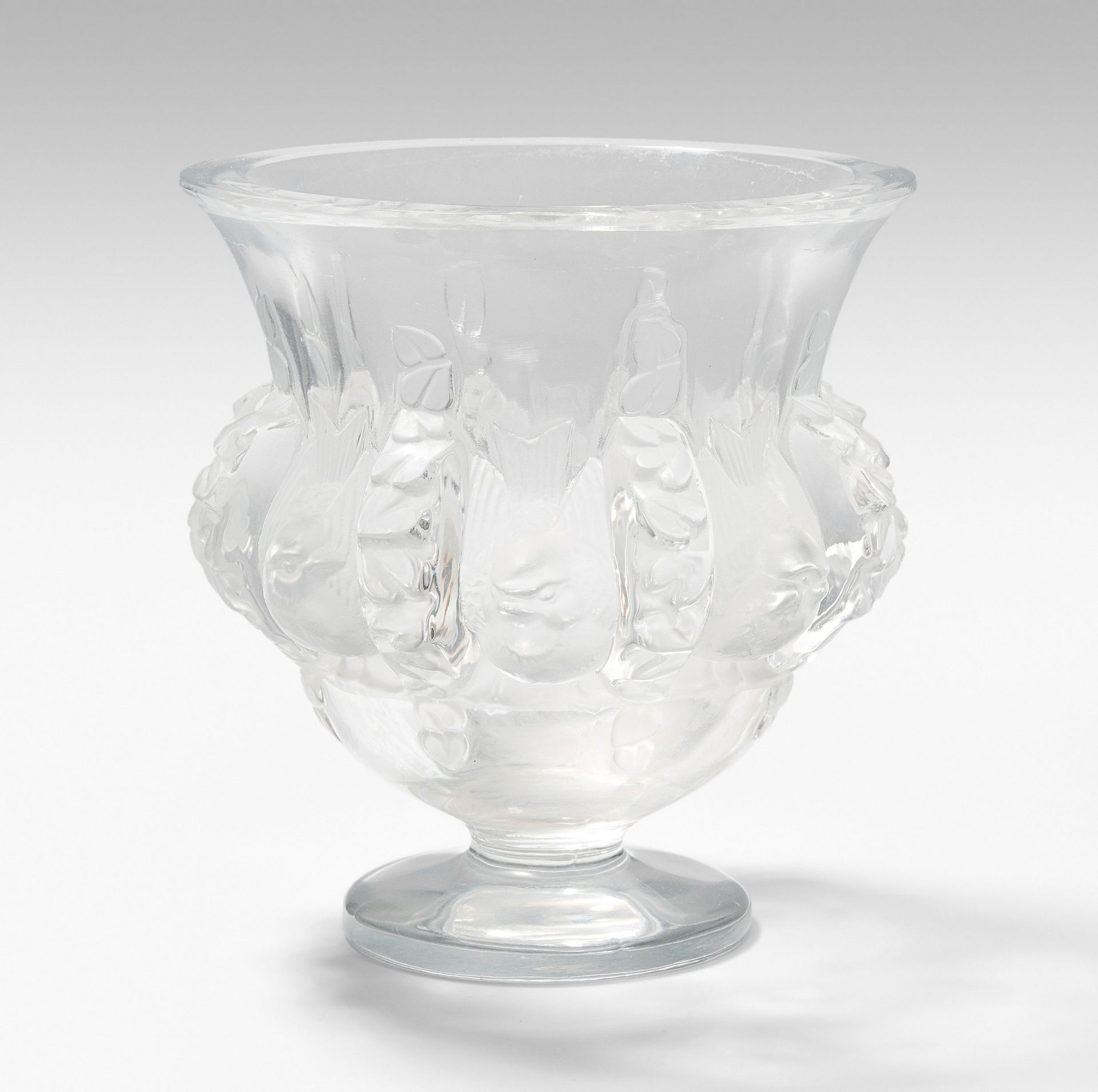 Lalique, Fussvase "Dampierre"