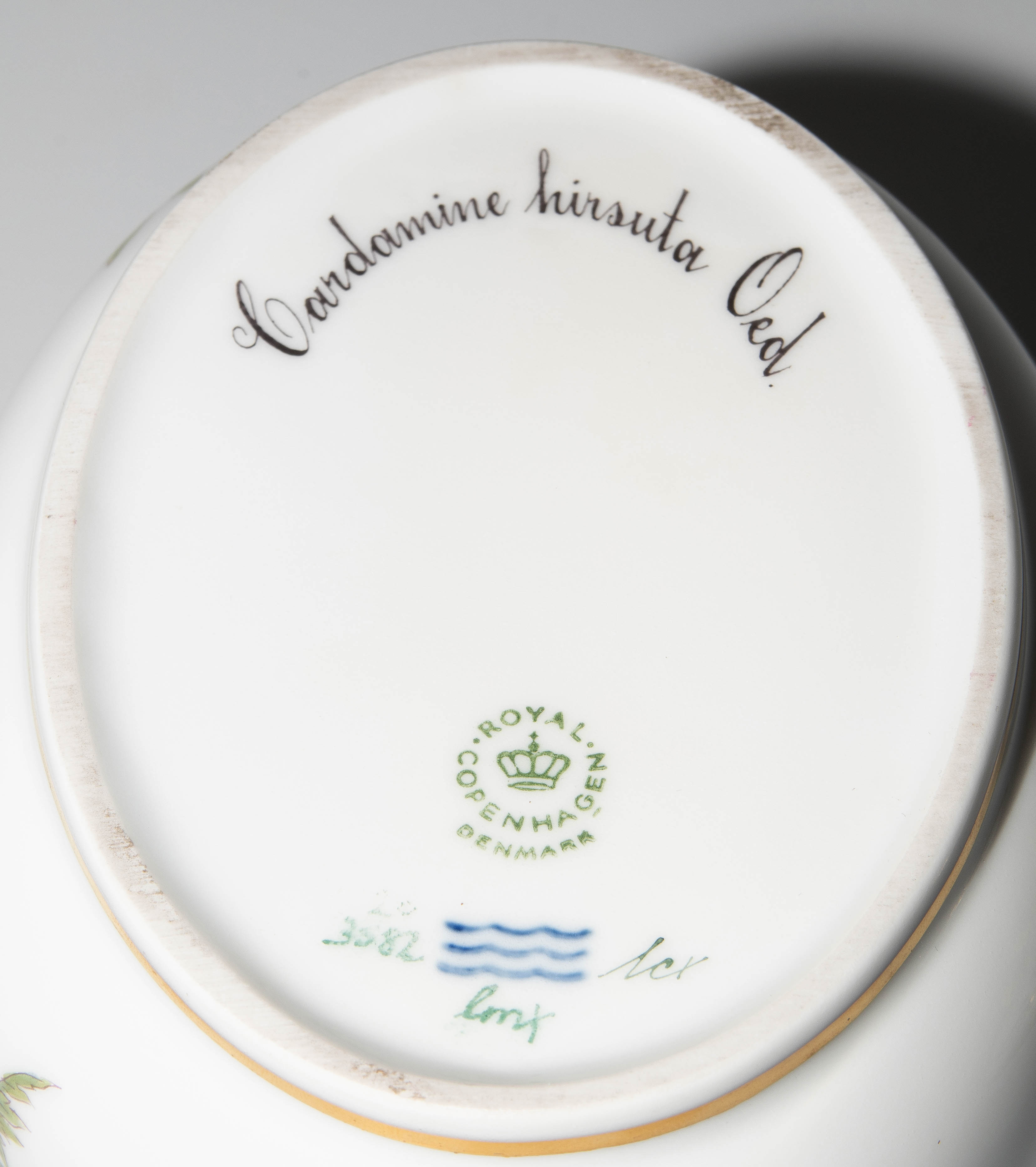 Royal Copenhagen, kleine Terrine "Flora Danica" - Image 6 of 10