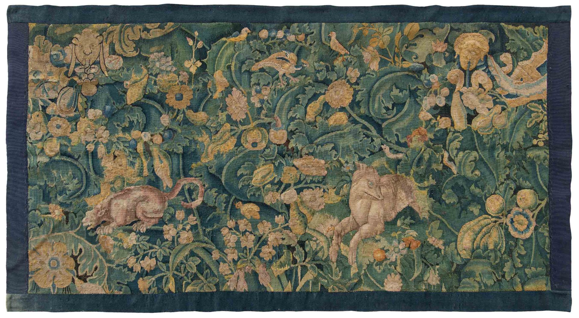 Feuille de Chou-Tapisserie Fragment