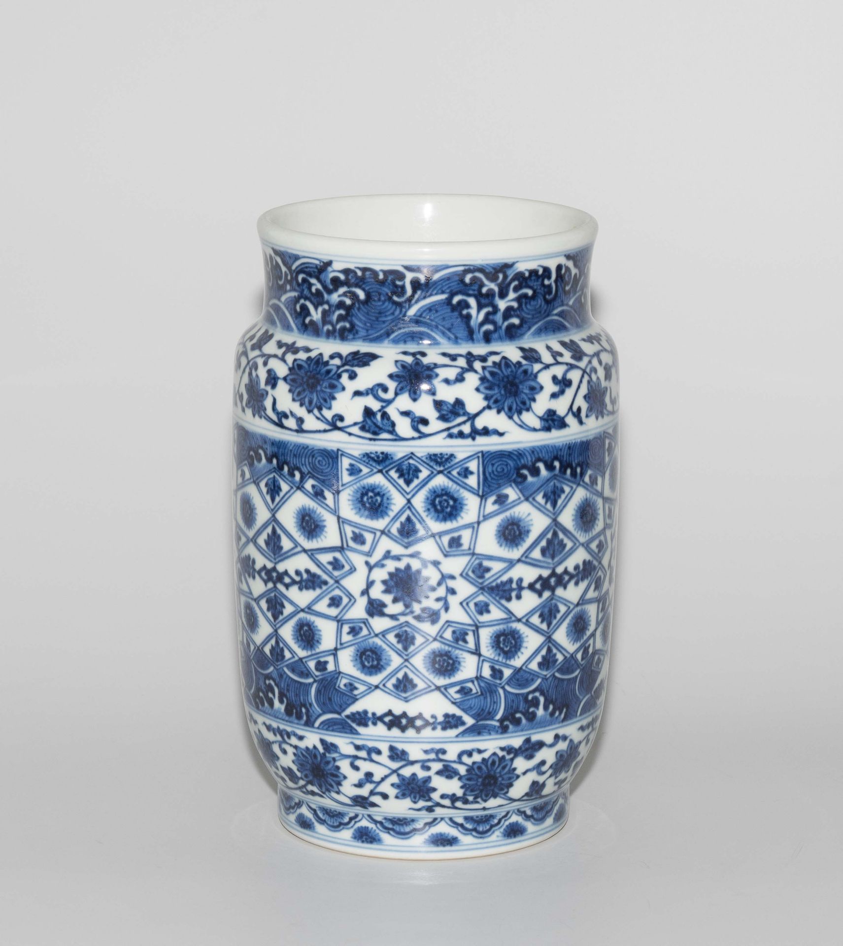 Vase - Image 3 of 7