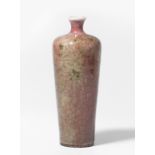 Schlanke Peachbloom-Vase