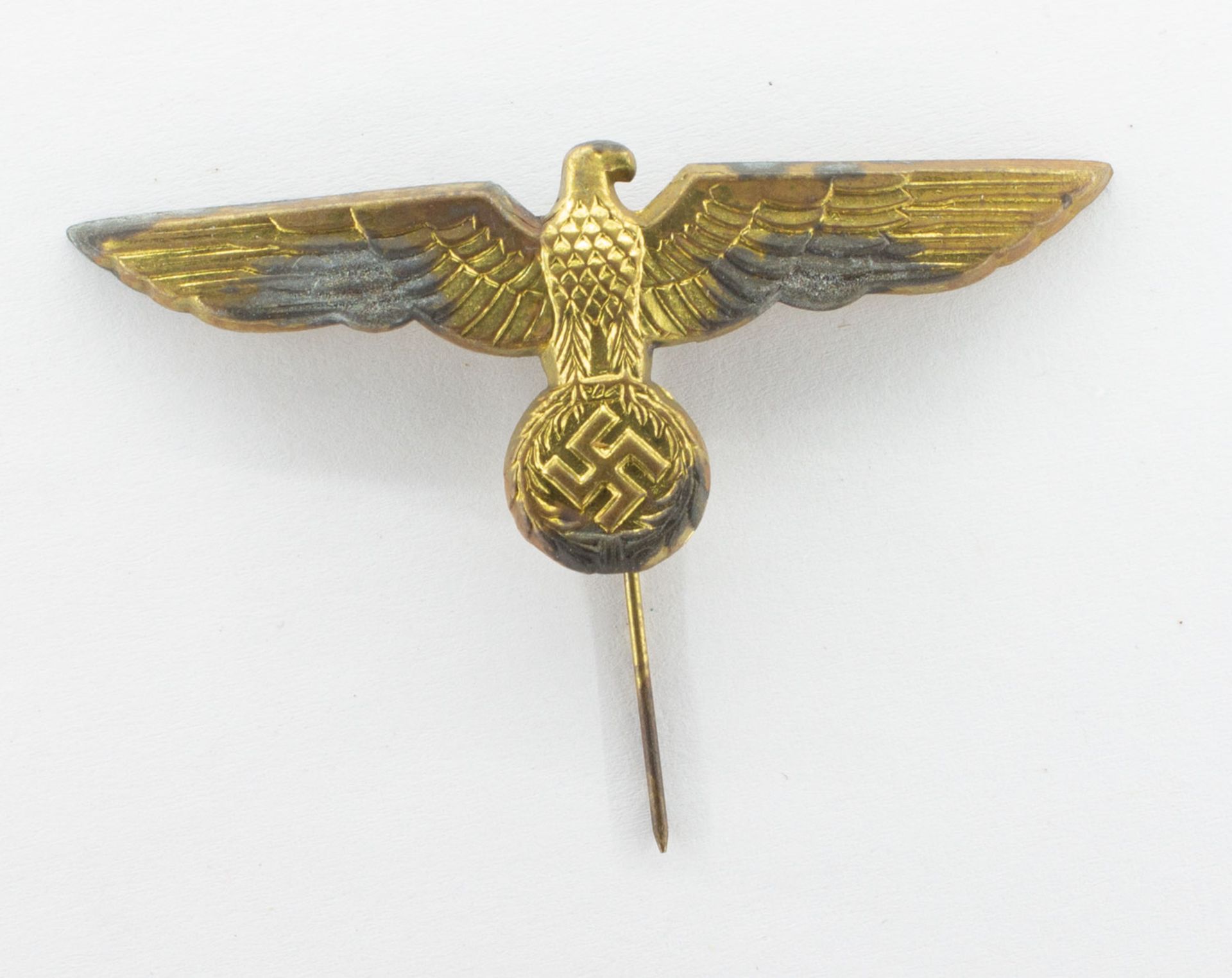 Mützenadler