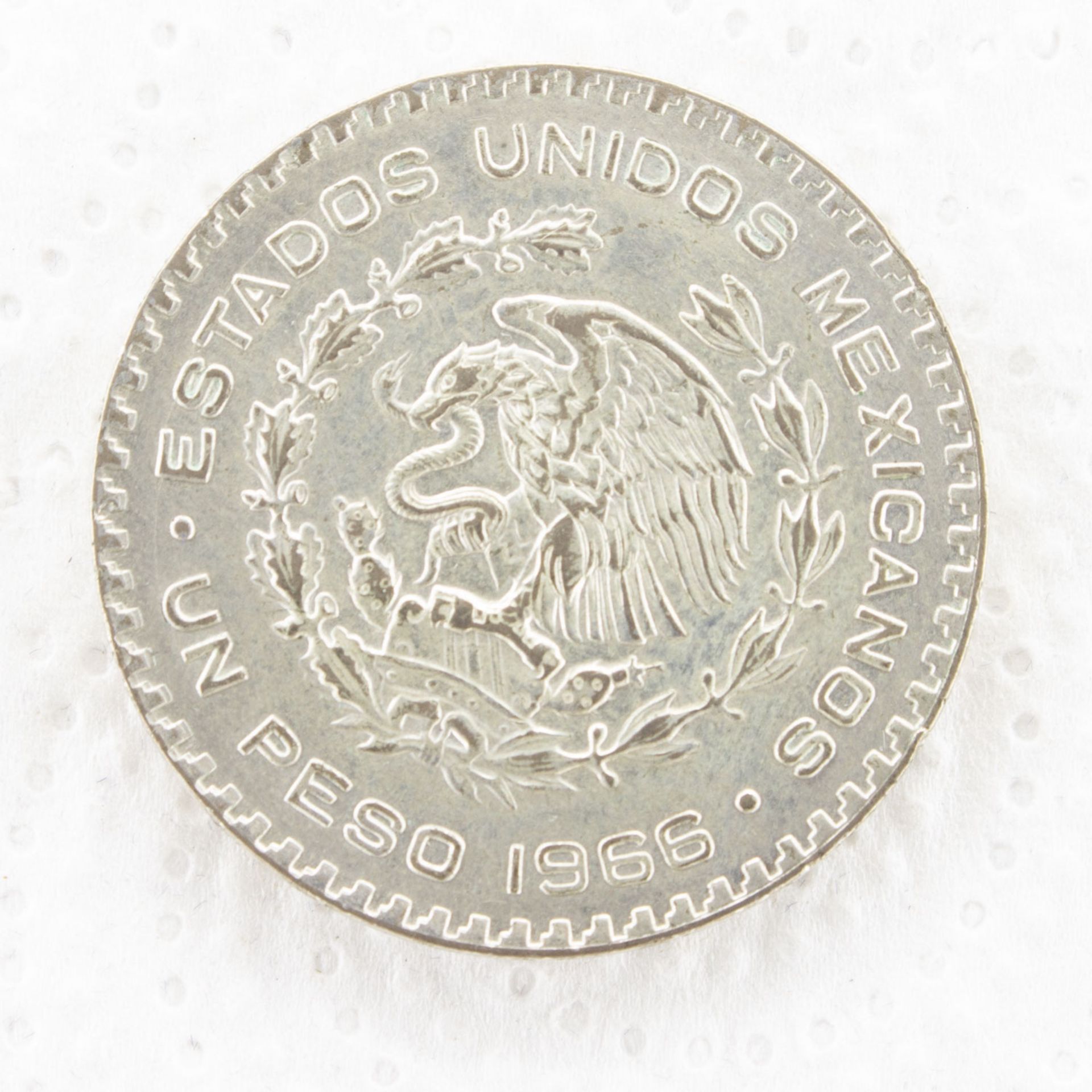 1 Peso - Image 2 of 2