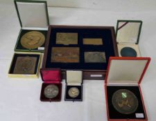 Sammlung von 10 Medaillen und Plaketten