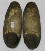 Paar antike Schuhe