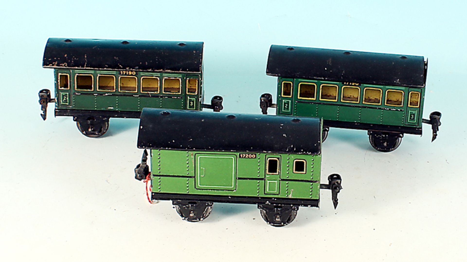 3 MÄRKLIN Personen-/Packwagen