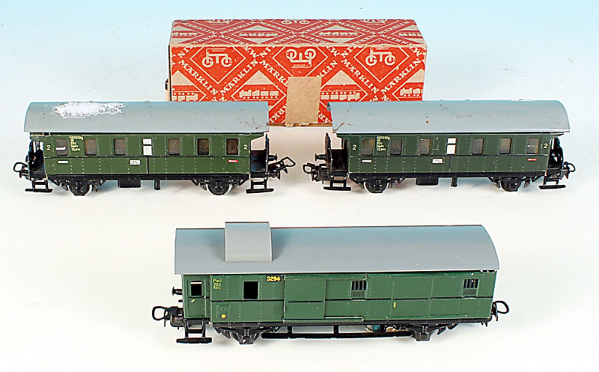 3 MÄRKLIN Personen- und Packwagen