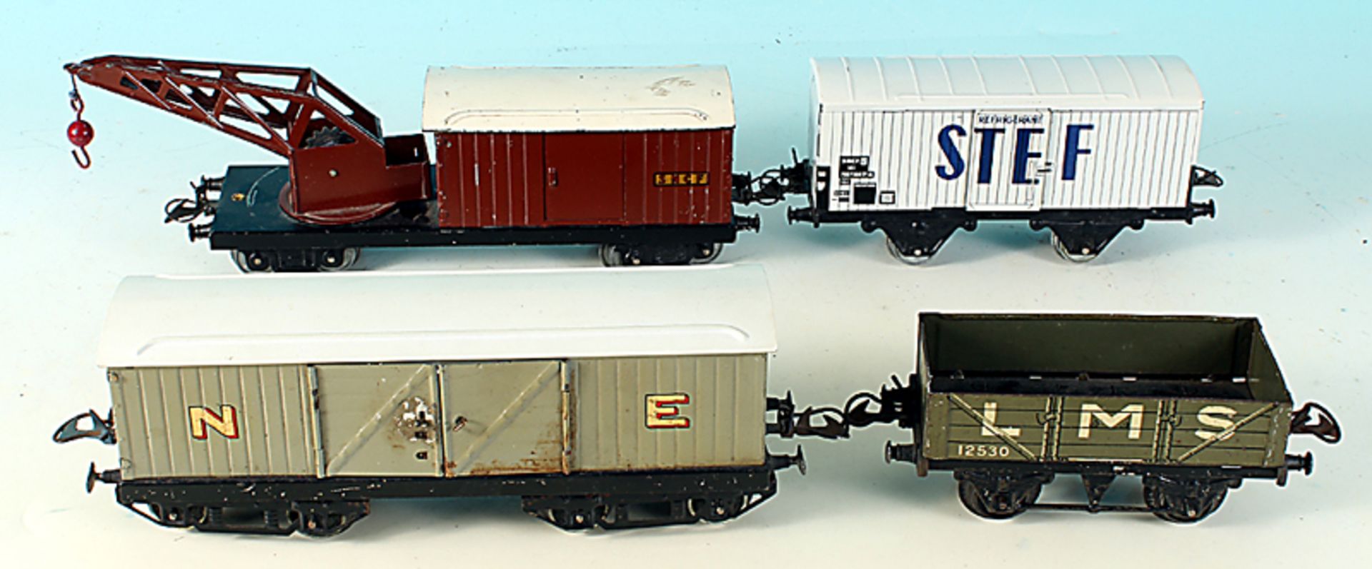 4 HORNBY Güterwagen - Spur 0