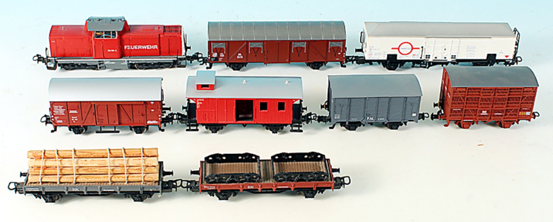 8 Güterwagen -  Spur H0
