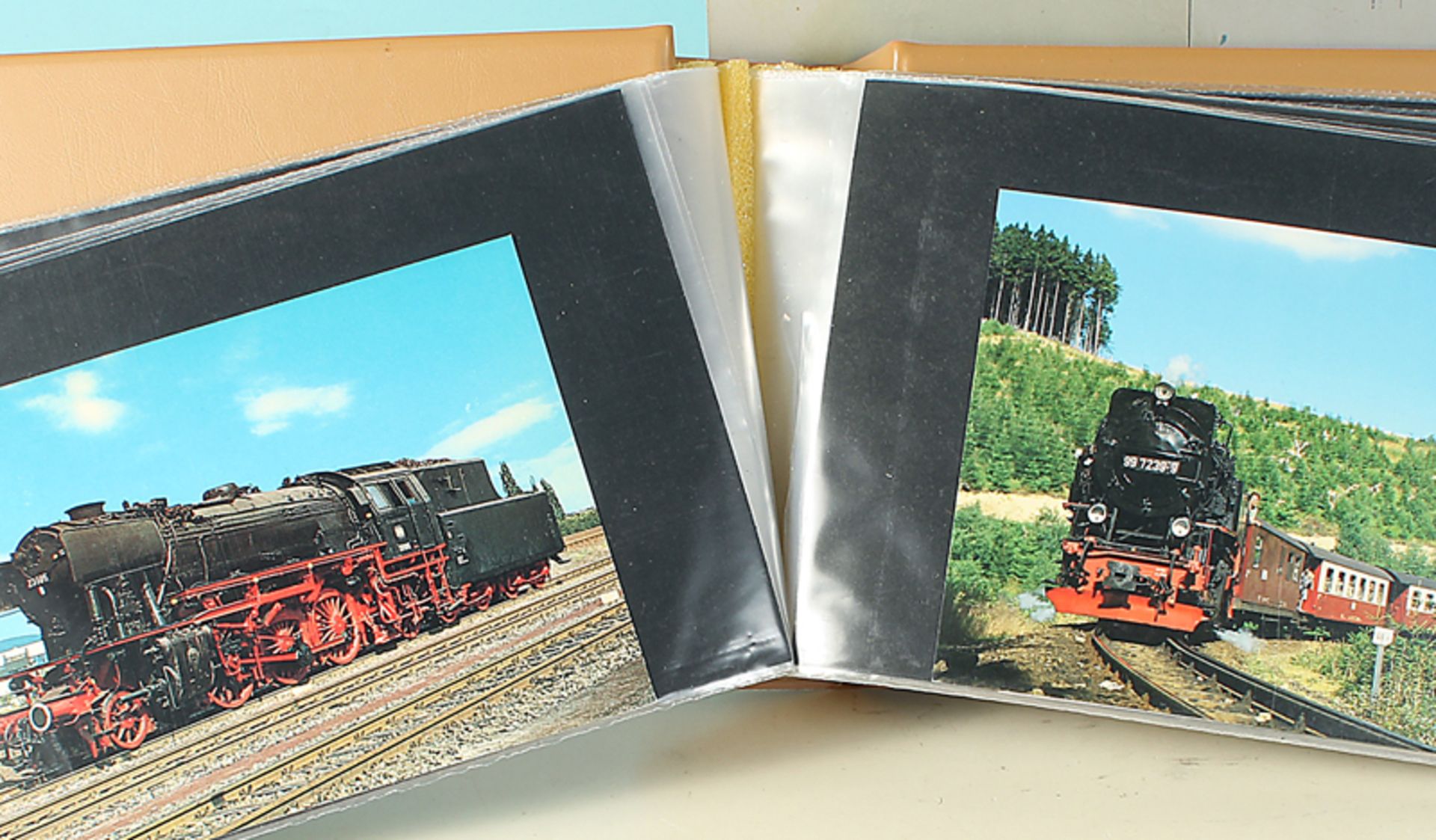 100 Ansichtskarten / Postkarten "Eisenbahn BRD + DDR"