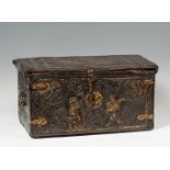 Colonial chest from the 17th century. Embossed and gilded leather, wood and wrought iron.