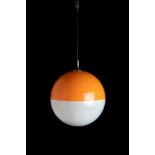 Ceiling Lamp, 1960sWhite and orange plastic material.Measurements: 33 cm. diameter.Ceiling lamp with
