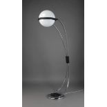Floor lamp, 1970s.Chromed steel and glass globe.Measurements: 170 x 85 x 35 cm.Vintage lamp directly