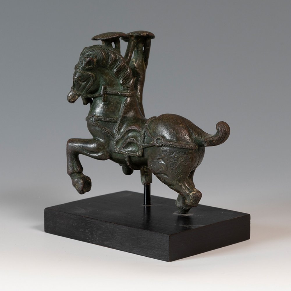Applique for chariot with horse and rider; Rome, 2nd-3rd century AD.Bronze.Attached - Image 2 of 4