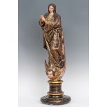 Immaculate Conception; Granada School, ca. 1700.Polychrome and gilded wood.It has a base from a