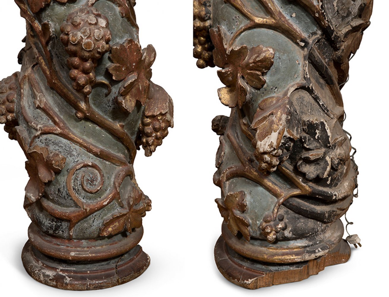 Solomonic column; Late 17th century.Carved, gilded and polychromed wood.The gilding and polychromy - Image 2 of 7
