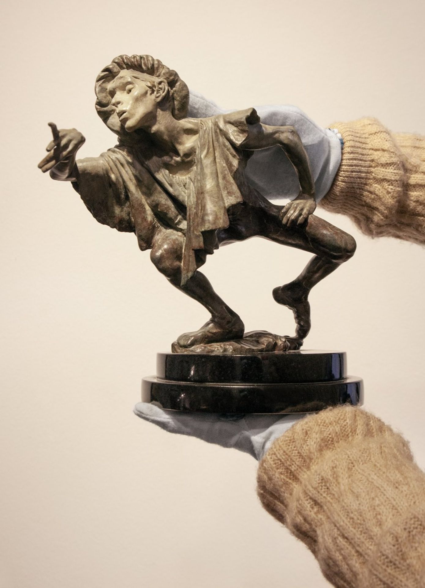 RICHARD MACDONALD (USA,1946)."Mime".Bronze, specimen 19/950.Signed and justified on the base. - Image 6 of 6