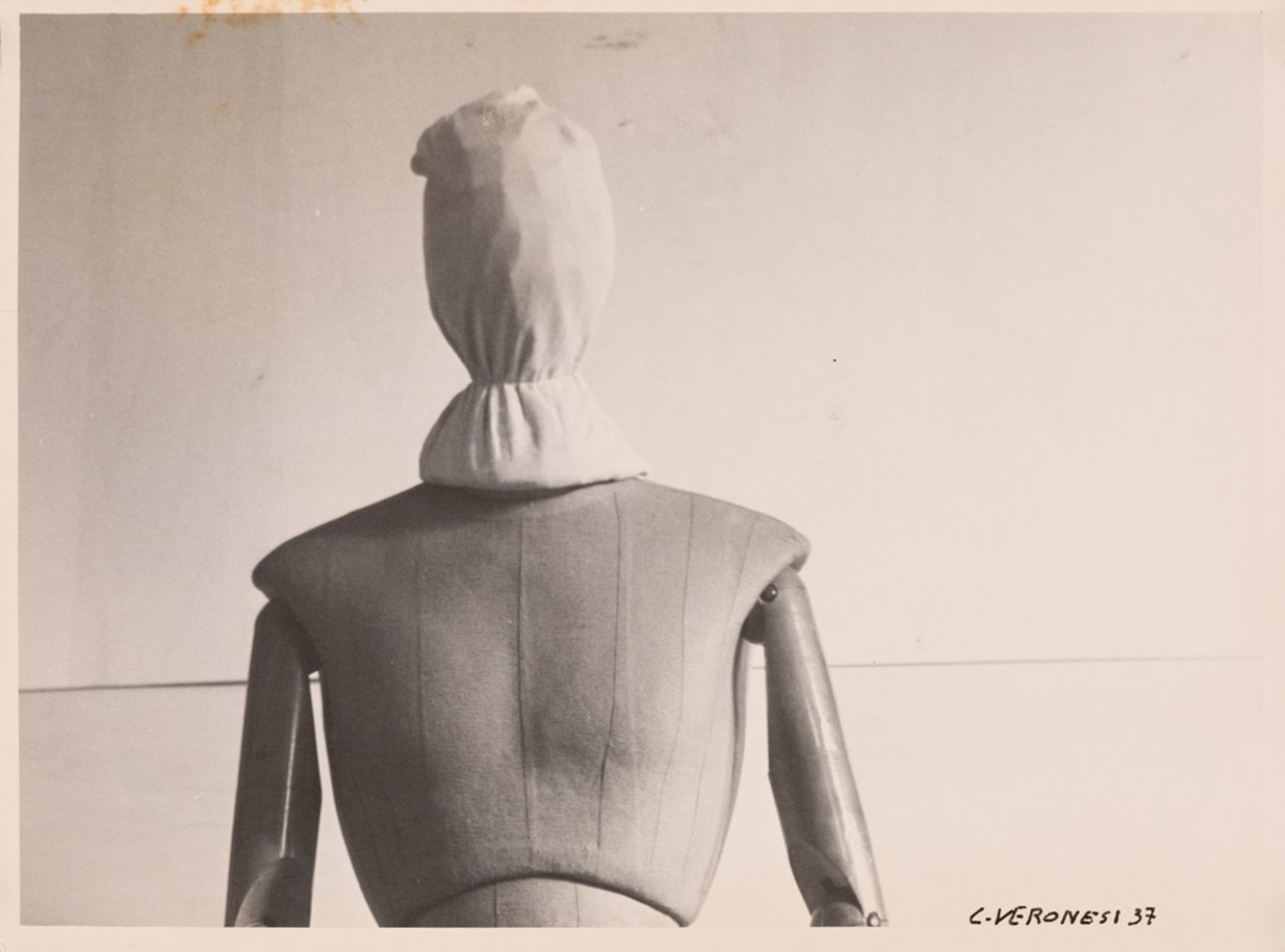 LUIGI VERONESI (Milan, 1908-1998)."Mannequin", 1937.Photograph.Signed and dated in rust ink in the