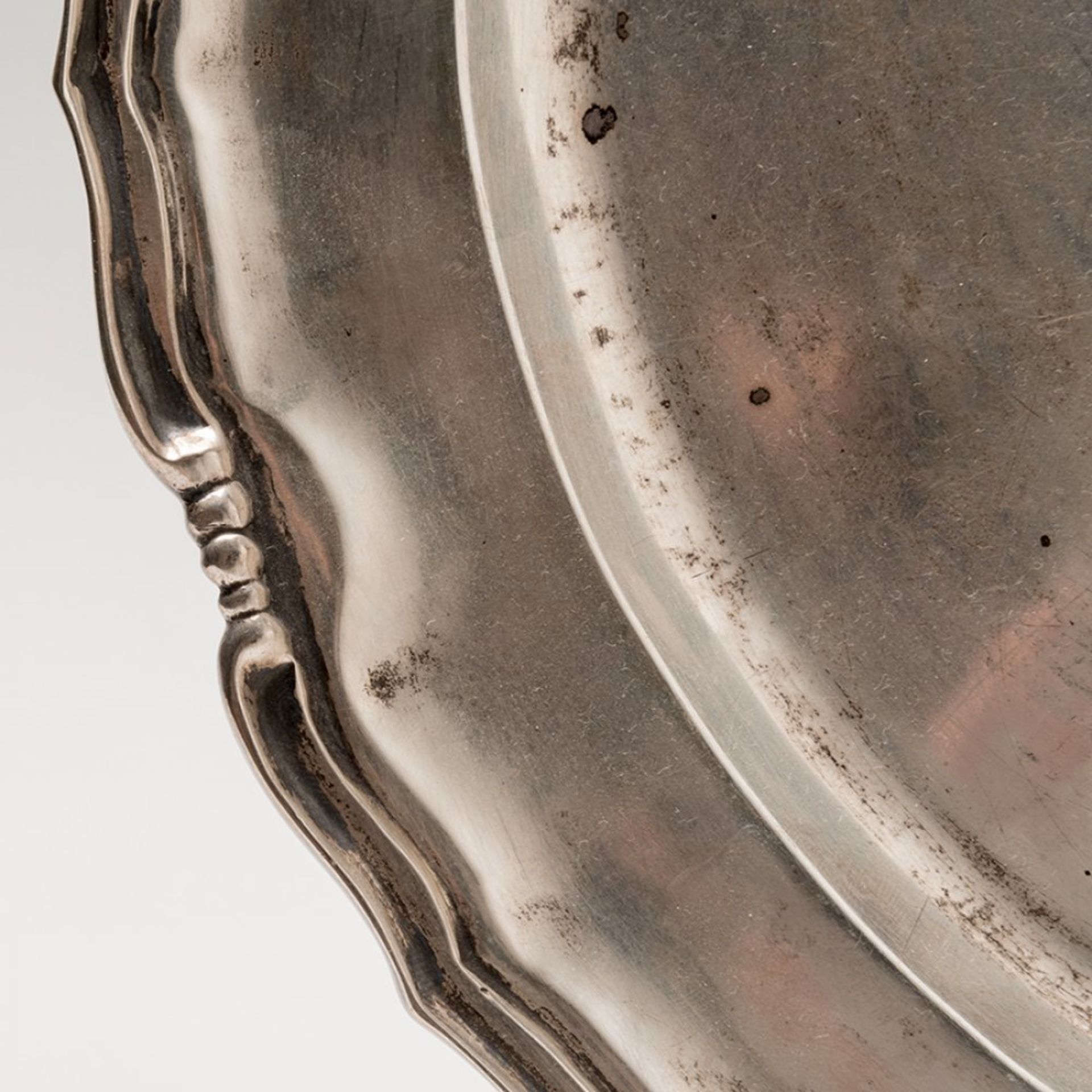 Under plate, trivet, in stamped silver. Mexico. S. XIXWeight: 744.5 g. Measure: 33 cm in diameter. - Bild 2 aus 5