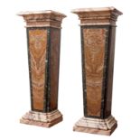 Pair of columns; 20th century.Marble.Measurements: 43 x 29,5 cm (upper base); 116 cm (height x2).