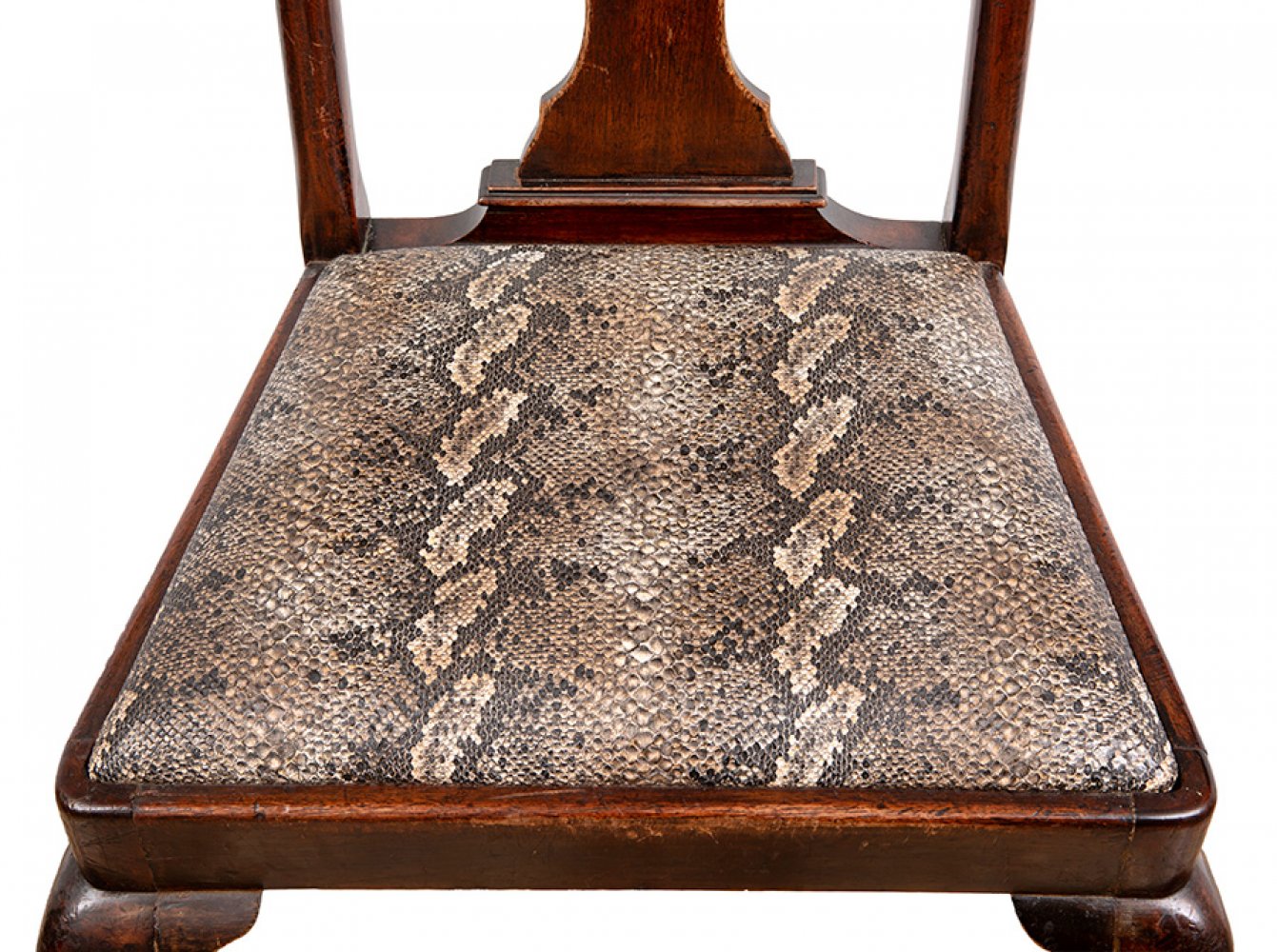 Six American Chippendale style dining table chairs, 19th century.Mahogany wood. Imitation boa skin - Image 7 of 7