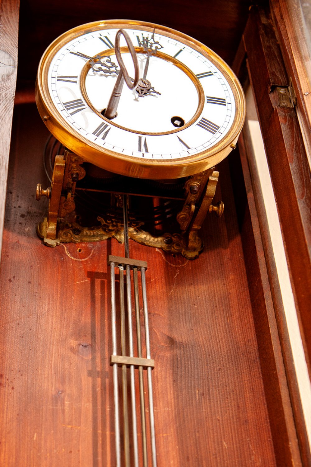 Early 20th century wall clock.Wood.Measurements: 86 x 32 x 17 cm.Wall clock made of wood. The - Image 5 of 5
