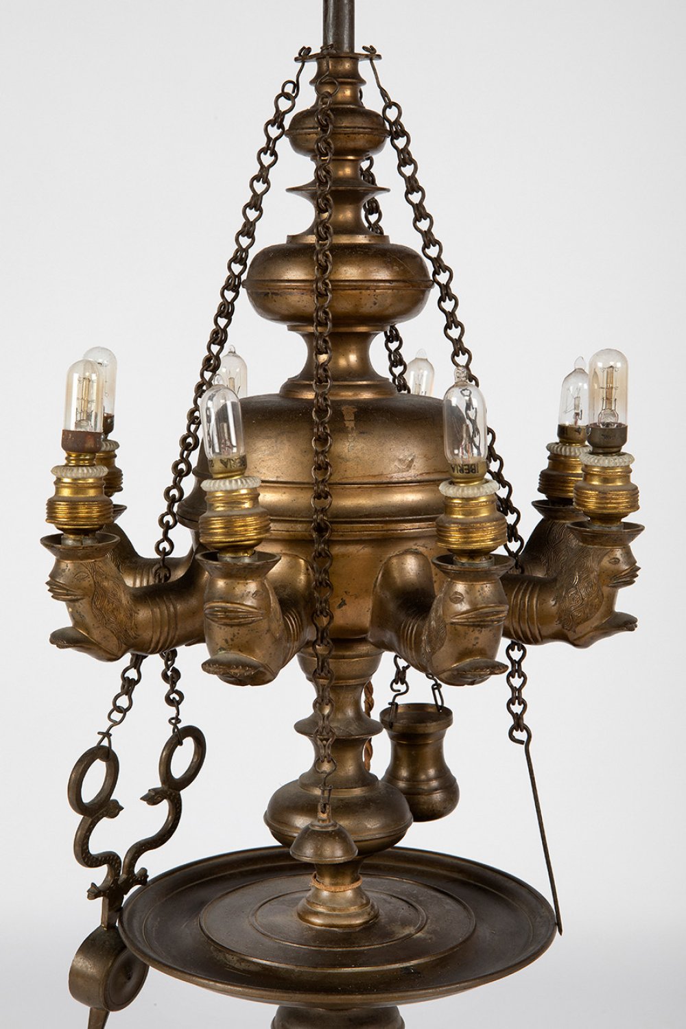 19th century oil lamp.Bronze.Later electrified. Preserves all the bulbs.Measurements: 146 x 50 x - Image 4 of 7