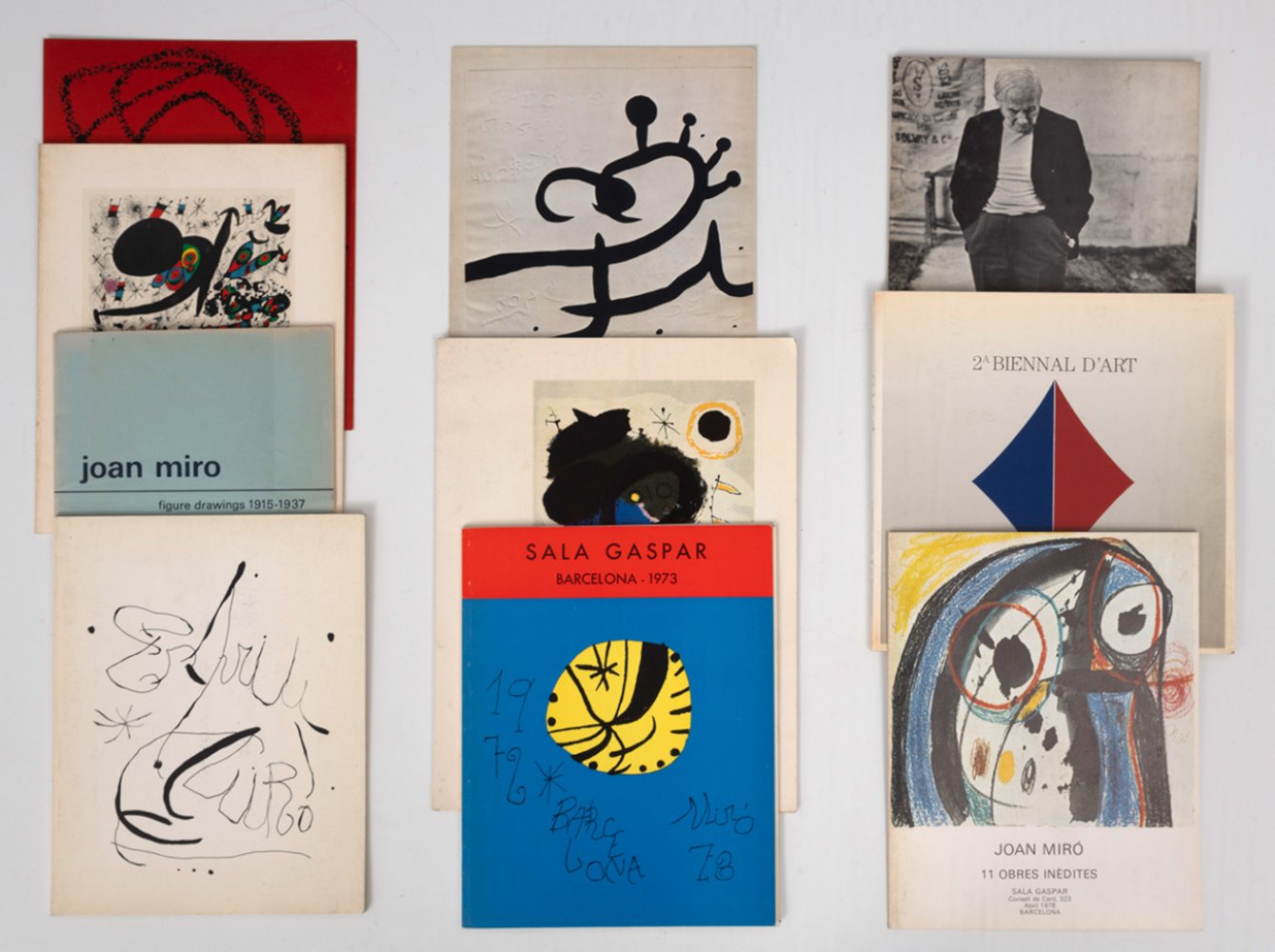 JOAN MIRÓ I FERRÀ (Barcelona, 1893 - Palma de Mallorca, 1983).Lot comprising:-Six small catalogues - Image 4 of 7