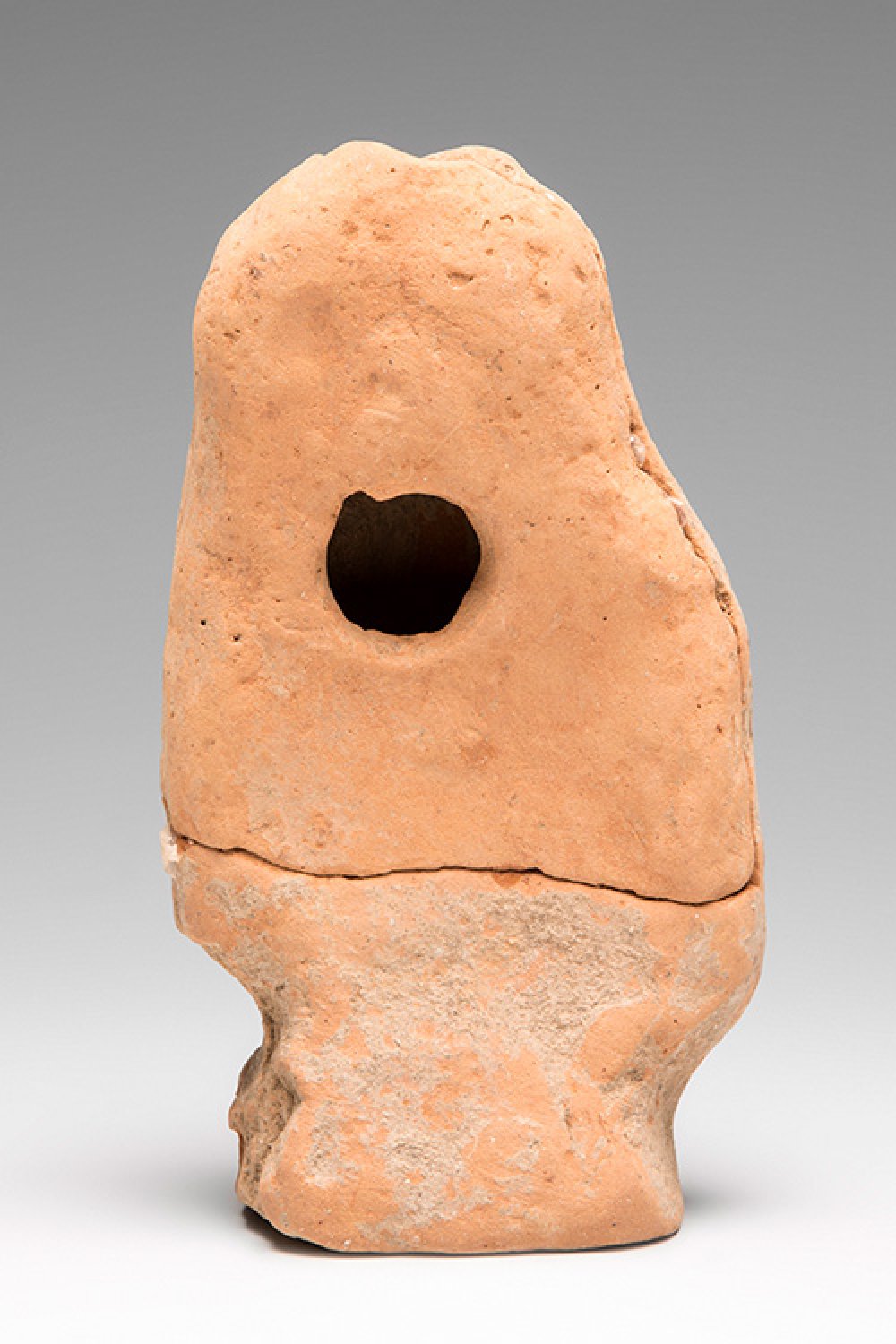 Figure. Greece, 4th-2nd century BC.Terracotta.Size: 11 x 6 x 4 cm.Hellenistic sculpture represents - Image 4 of 4