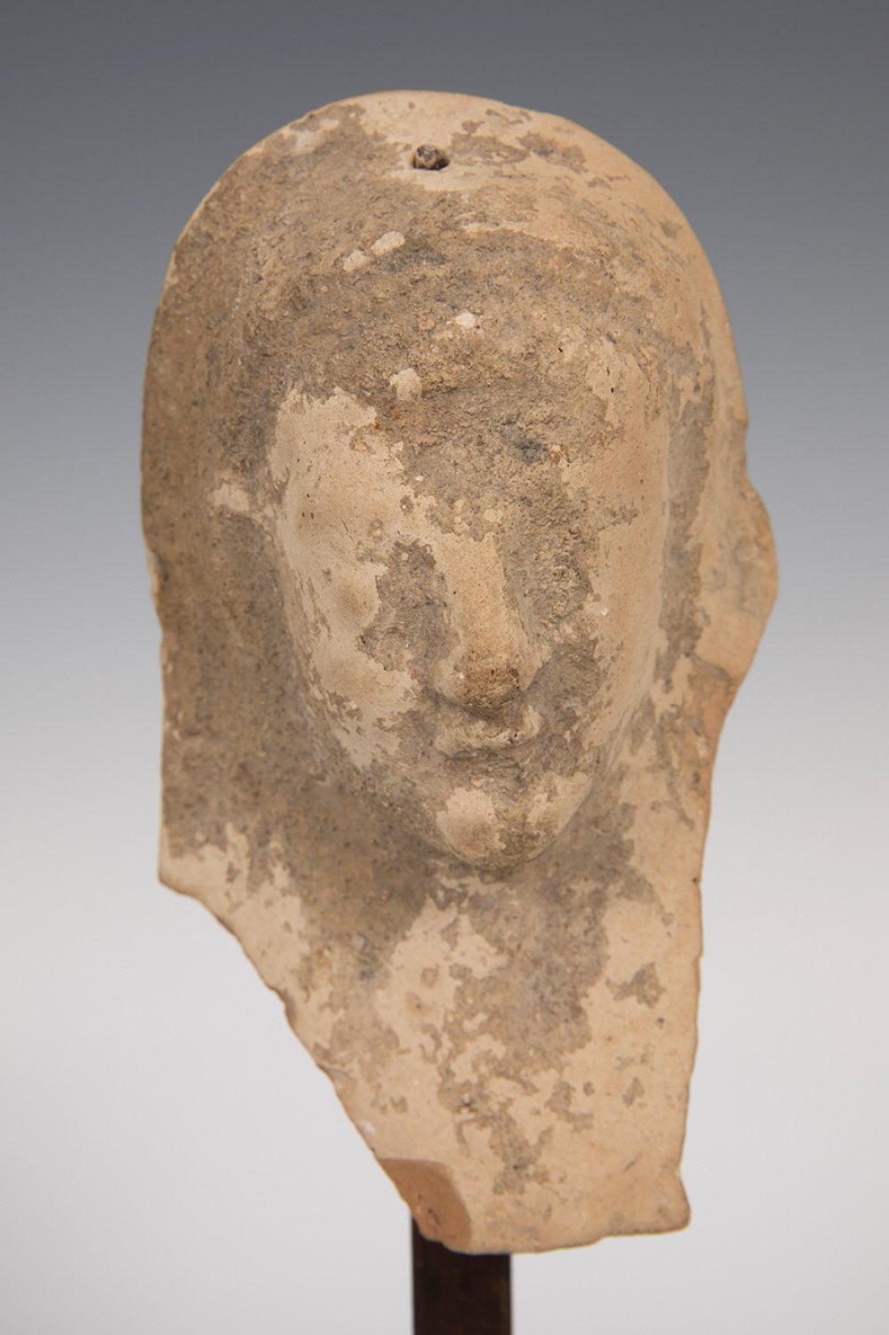 Head; Etruria or Boeotia; 3rd-4th century BC.Terracotta.It has earthy adhesions.It shows damage - Image 4 of 6