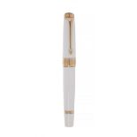 AURORA BICENTENARIO FOUNTAIN PEN 1997.White resin barrel and 18kt yellow gold plated decoration.