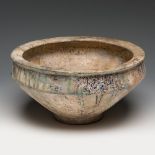 Bowl, probably from the Amul or Kashan workshops. Persia, 13th century.Coloured ceramic. With traces