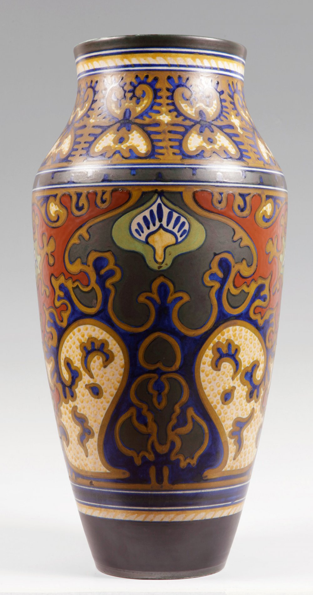 Art Deco vase; Gouda, The Netherlands, ca. 1915.Glazed ceramic.With marks on the reverse. - Image 3 of 5