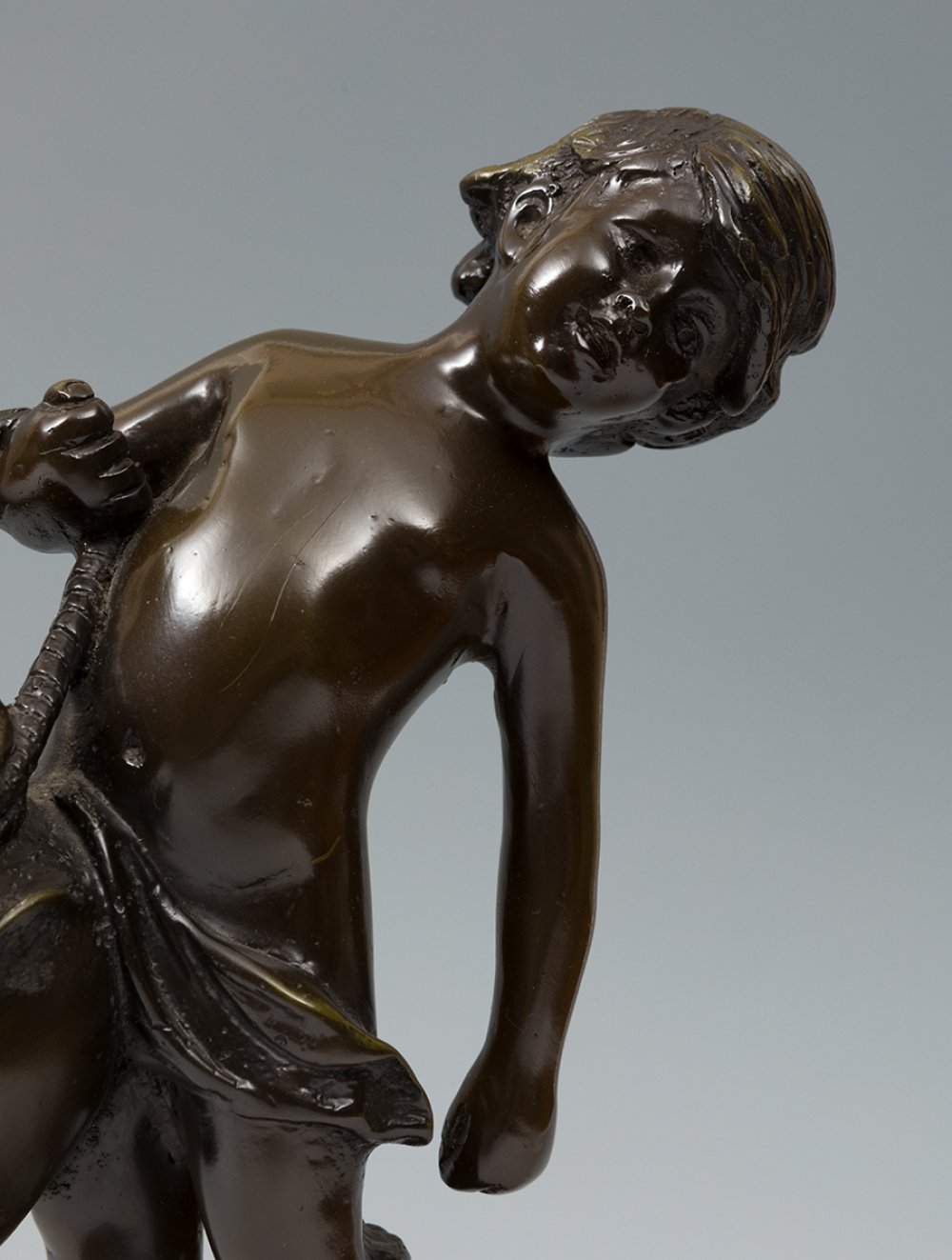 AUGUSTE MOREAU (France, 1834 - 1917)."Boy with a Pitcher".Bronze.Signed.Size: 24 cm (height); 4 - Image 4 of 4