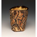 PEDRO MERCEDES (Cuenca, 1921-2008).Vase "Frieze of dancers".Ceramic.Signed on the base.Measurements: