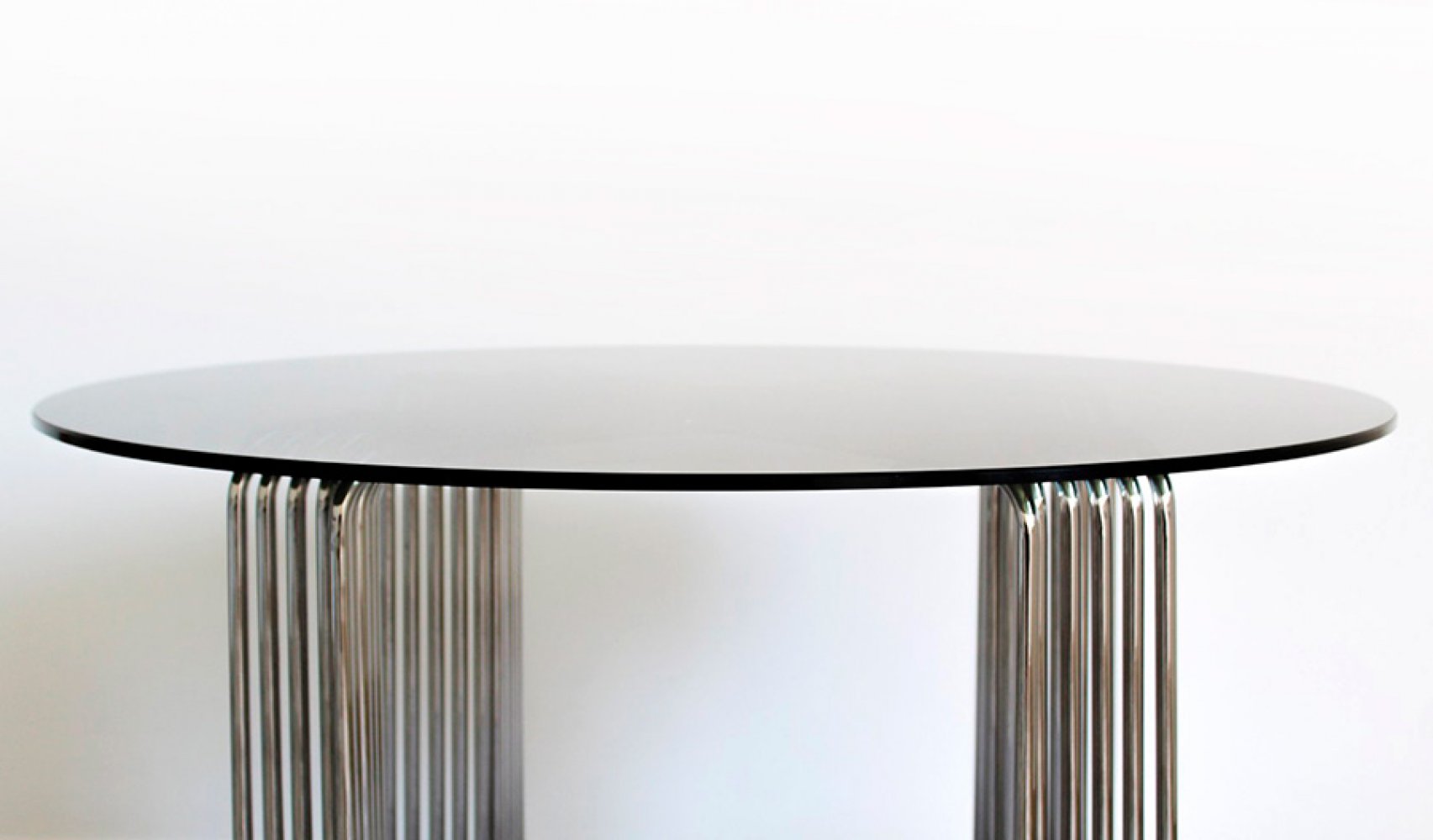 Coffee or living room table, Italian manufacture, 1970s.Chromed metal structure and smoked glass.The - Image 5 of 5