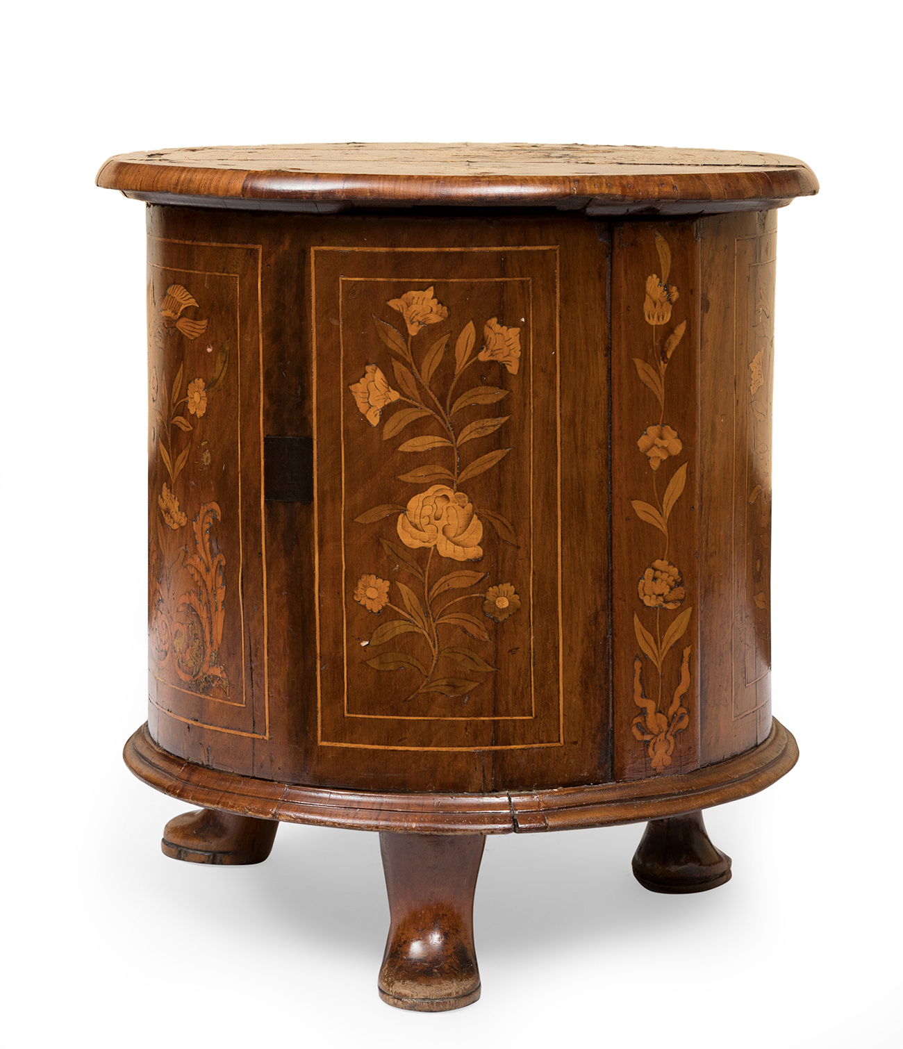 Planter with lid. Holland, 18th century.Marquetry.Lacking in the lid.Measurements: 45 x 41 x 41 cm. - Image 3 of 4