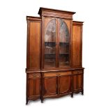 Art Nouveau vitrine cabinet, ca. 1900.Carved wood and marquetry. Bevelled glass.With key.