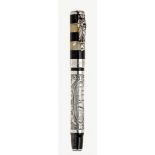 AMERIGO VESPUCCI FOUNTAIN PEN.Sterling silver barrel with decoration.Nib M in 18kt two-tone gold.