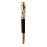 MONTBLANC FOUNTAIN PEN "C. COLLODI" FOUNTAIN PEN.Barrel of resin and gold.Nib of 18 Kts gold, tip